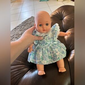 Baby doll, open and shut eyes with squishy